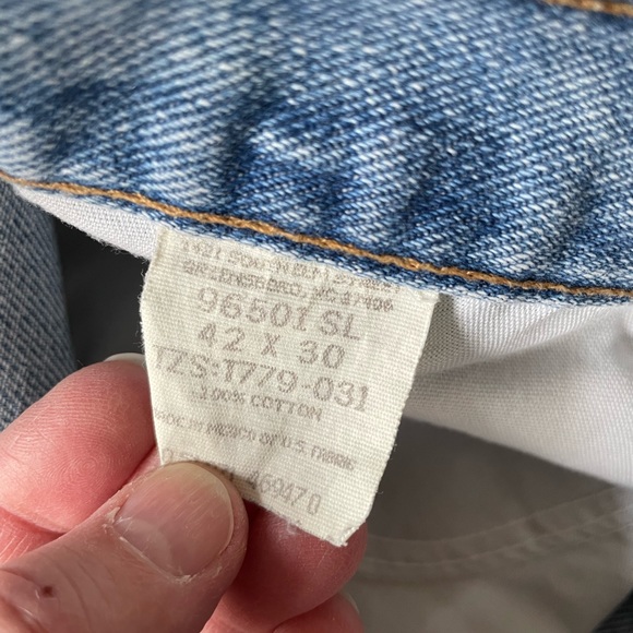 WRANGLER Men’s jeans size 42 x 30. - Picture 3 of 3